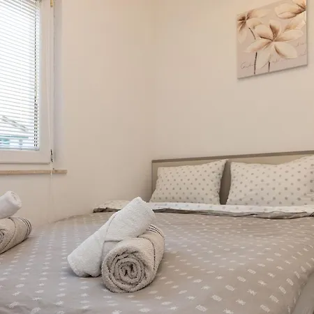 Nina & Mili Appartement Igrane